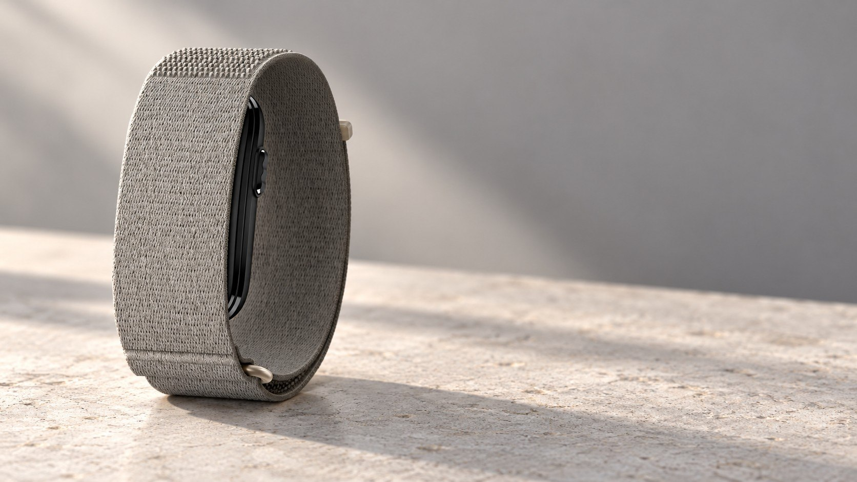 Garmin CIRQA Smart Band — новый фитнес-браслет без экрана